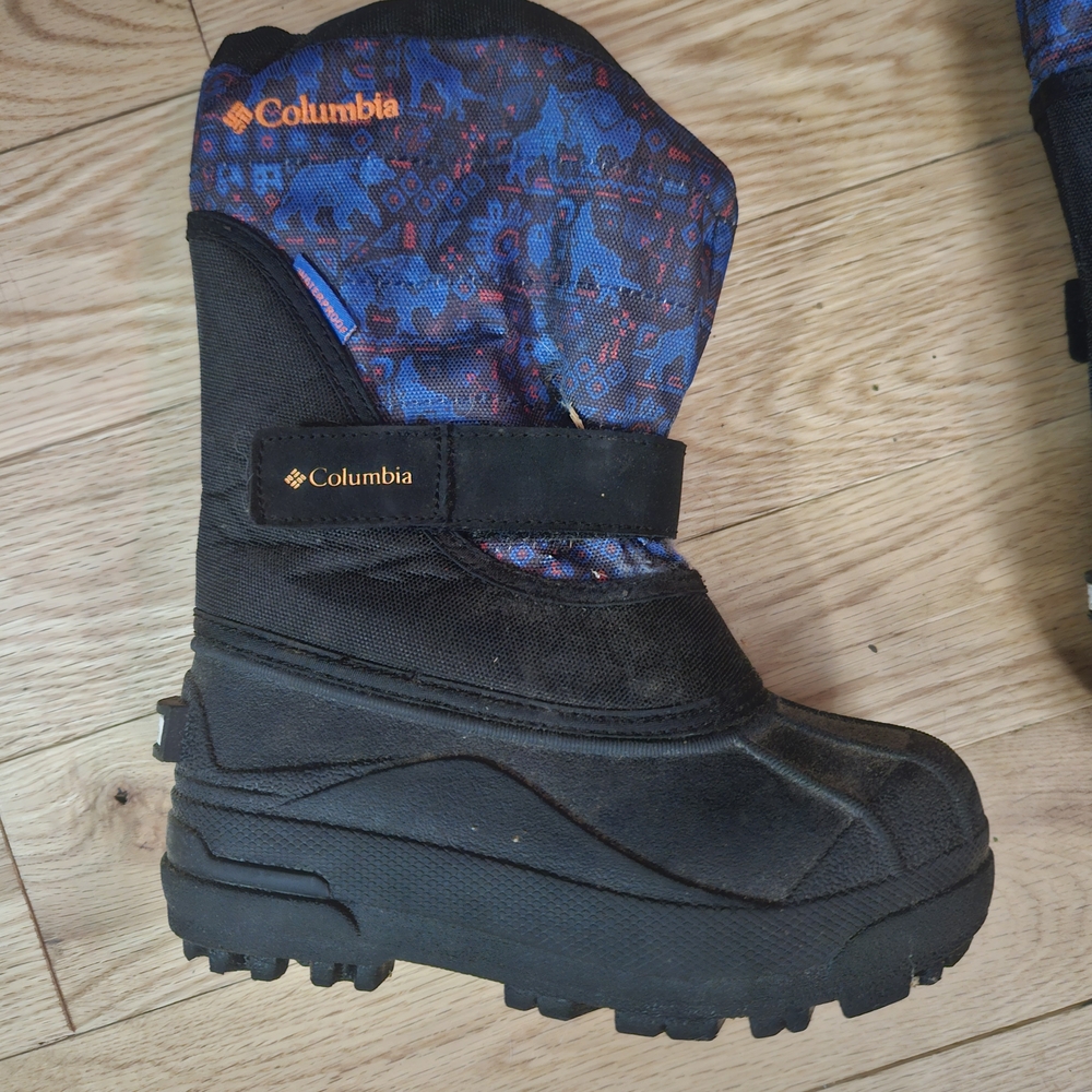 Columbia Kids' Black and Blue Winter Boots